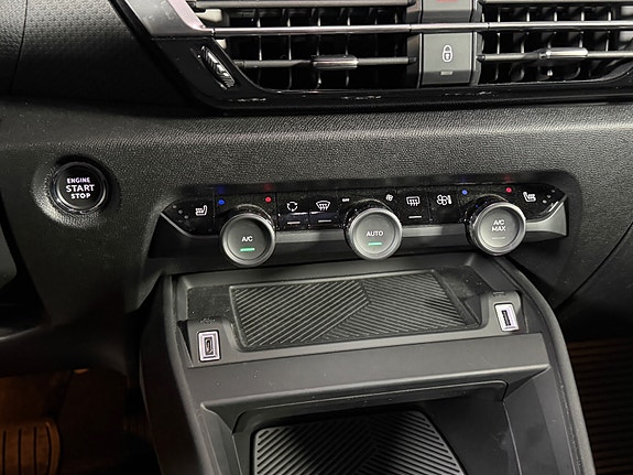 Citroen E-C4 19 of 30