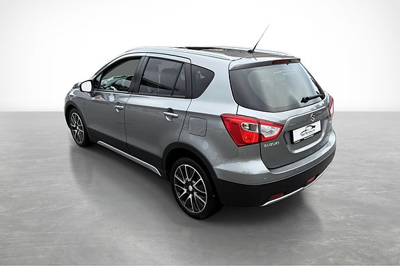 Suzuki SX4 S-Cross 7 of 17