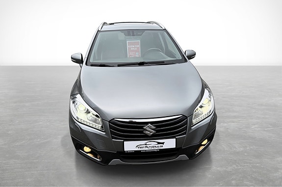 Suzuki SX4 S-Cross 2 of 17