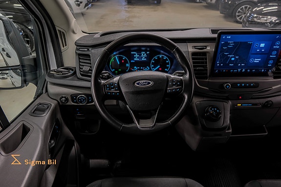 Ford Transit 25 of 30