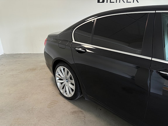 BMW 730d 5 of 30