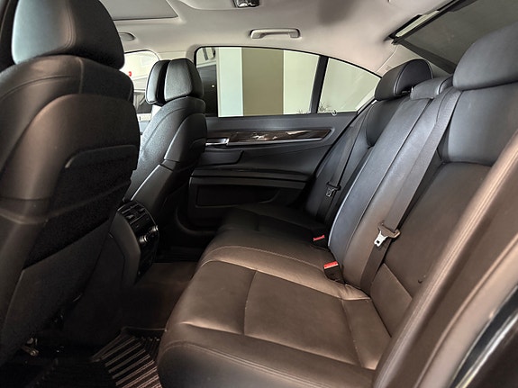BMW 730d 18 of 30