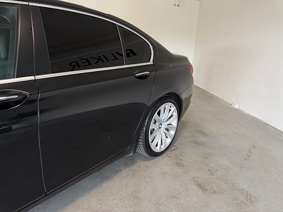 BMW 730d 10 of 30