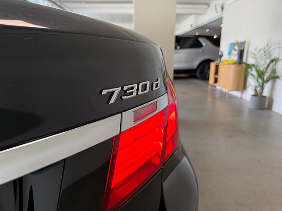 BMW 730d 6 of 30