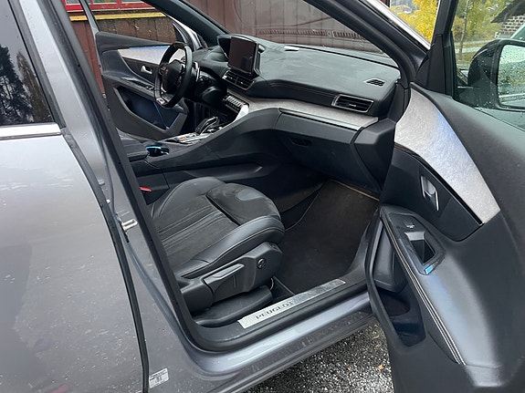 Peugeot 5008 13 of 18