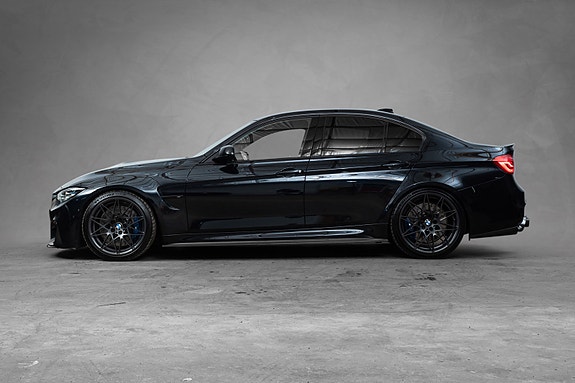 BMW M3 2 of 30