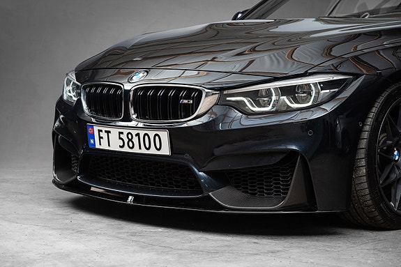 BMW M3 8 of 30