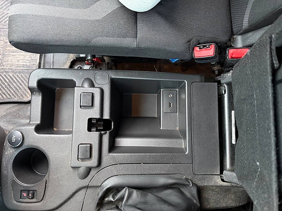 Ford Transit Connect 12 of 16