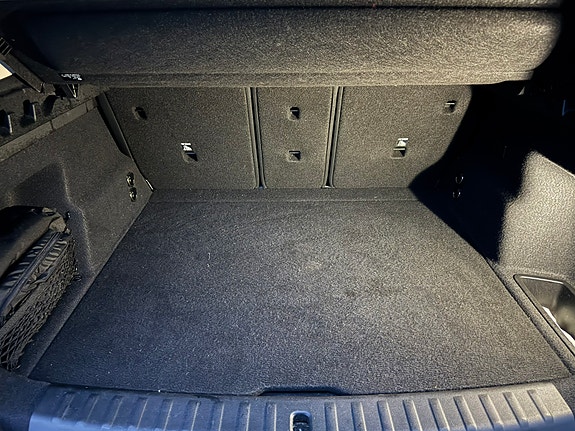 BMW iX1 15 of 15