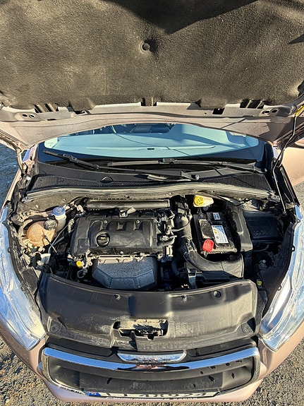 Peugeot 208 16 of 30