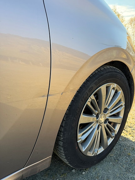 Peugeot 208 8 of 30