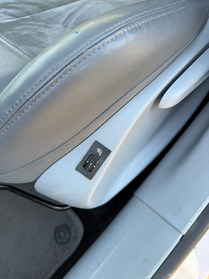 Peugeot 208 24 of 30