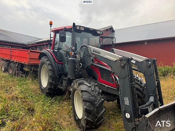 Valtra N 103 traktor m/ frontlaster – Se timer. SE VIDEO. 4 of 30