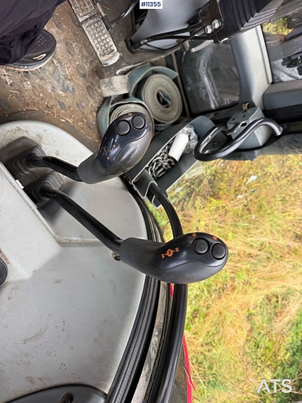 Valtra N 103 traktor m/ frontlaster – Se timer. SE VIDEO. 18 of 30