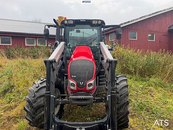 Valtra N 103 traktor m/ frontlaster – Se timer. SE VIDEO. 3 of 30
