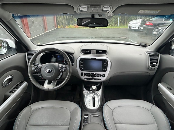 Kia Soul 10 of 12