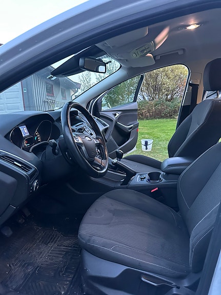 Ford Focus 13 of 14