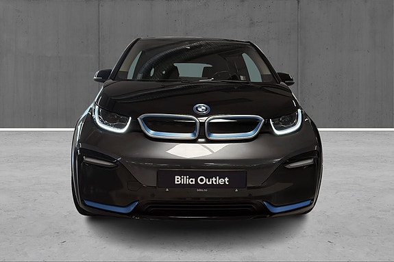 BMW i3 2 of 25