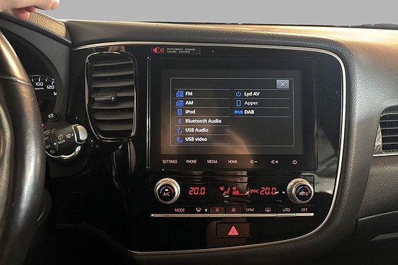Mitsubishi Outlander 17 of 22
