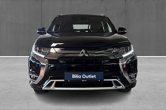 Mitsubishi Outlander 2 of 22