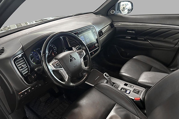 Mitsubishi Outlander 9 of 22
