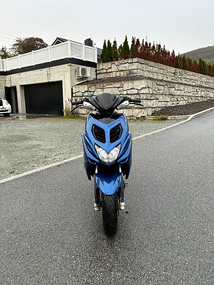 Yamaha 50 Aerox 6 of 6