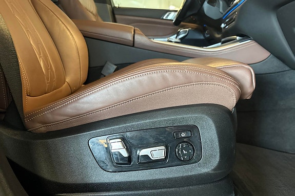BMW X5 21 of 30
