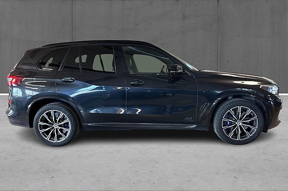 BMW X5 4 of 30