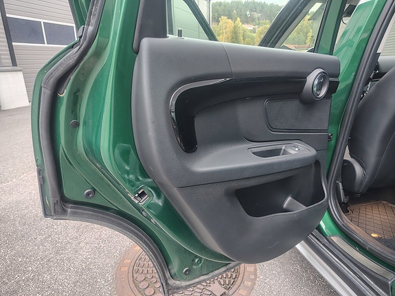 MINI Countryman Cooper SE 22 of 30