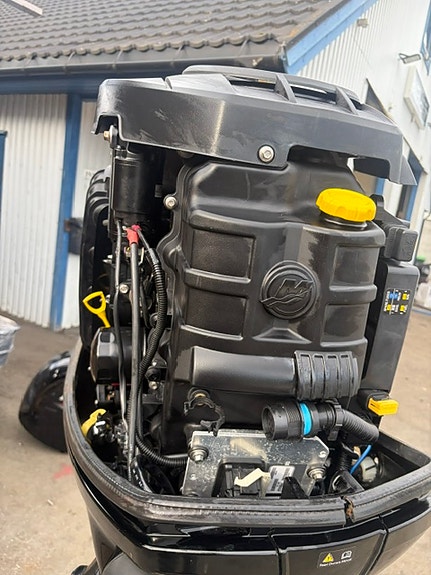 Mercury F150EFI m 181 timer 8 of 15