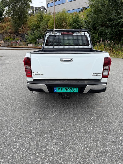 Isuzu D-max 5 of 19