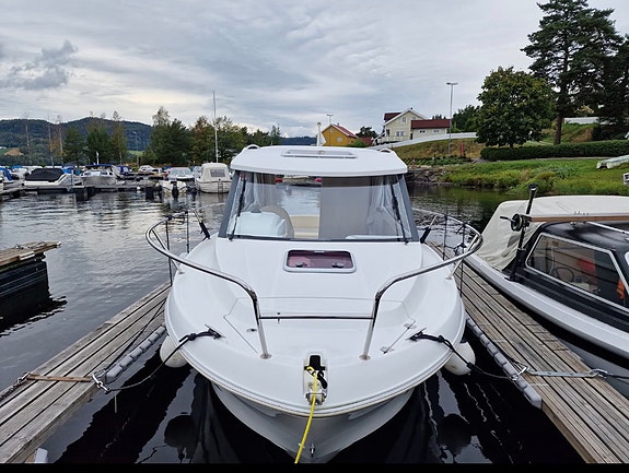 Høstpris på FLOTT Fiske/Fritidsbåt! Beneteau Antares 6.80 10 of 30