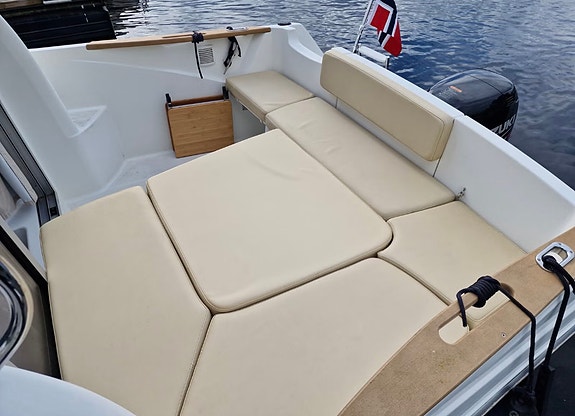 Høstpris på FLOTT Fiske/Fritidsbåt! Beneteau Antares 6.80 13 of 30