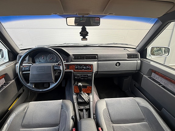 Volvo 940 19 of 23