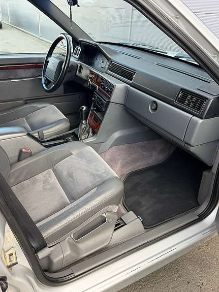 Volvo 940 13 of 23