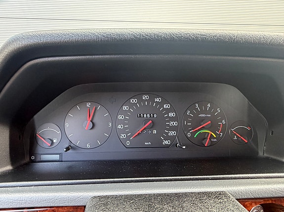 Volvo 940 20 of 23