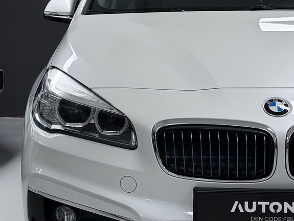 BMW 225xe 5 of 30