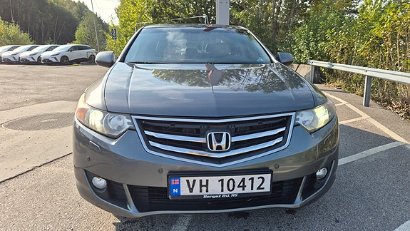 Honda Accord 12 of 30