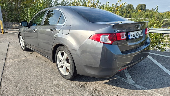 Honda Accord 5 of 30