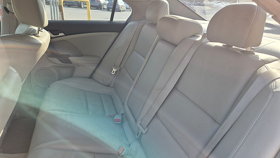 Honda Accord 30 of 30