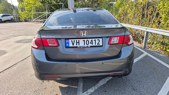 Honda Accord 2 of 30