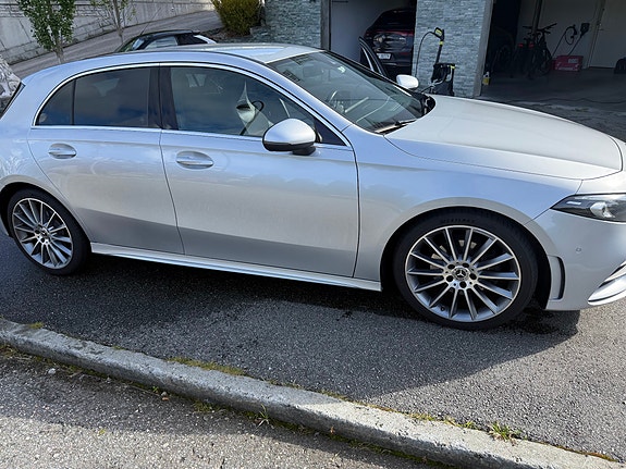 Mercedes-Benz A200 12 of 25