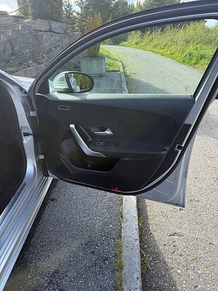 Mercedes-Benz A200 10 of 25
