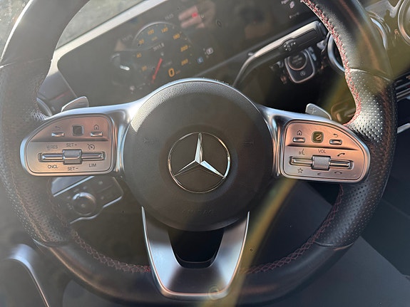 Mercedes-Benz A200 21 of 25