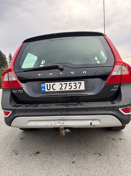 Volvo XC70 9 of 27