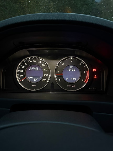 Volvo XC70 23 of 27