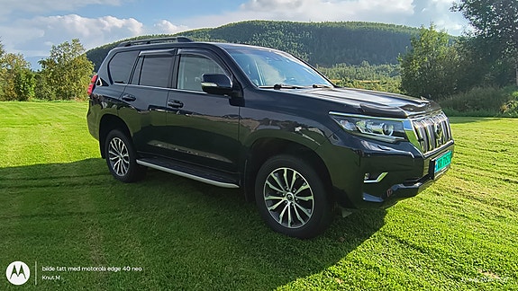Toyota Land Cruiser 4 of 30