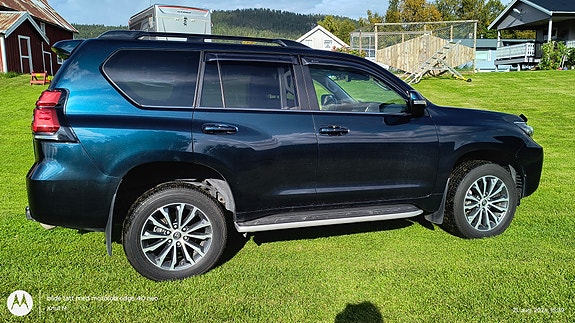 Toyota Land Cruiser 5 of 30