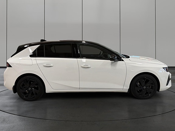 Opel Astra 6 of 30