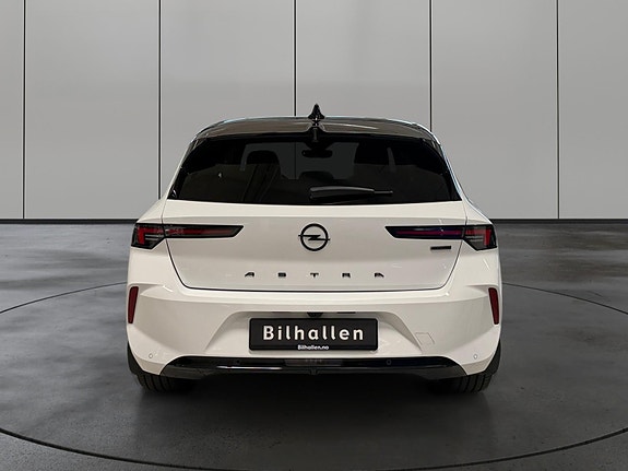 Opel Astra 4 of 30